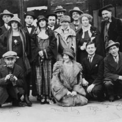 members of avant garde in Paris in 1920s